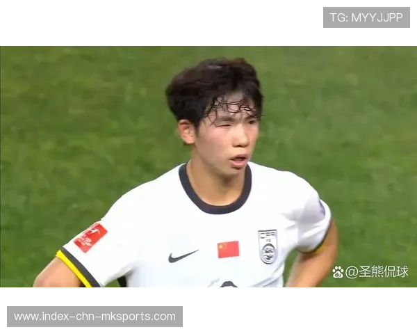 刘诚宇接陶强龙传中，反越位成功推射得分